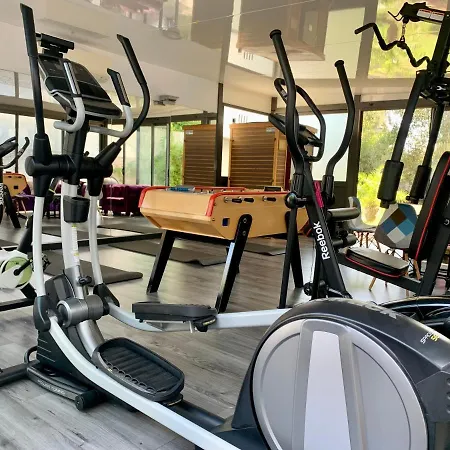 Un Joyau Vue Cap D'antibes Piscine Body Fitness Sauna & Антіб