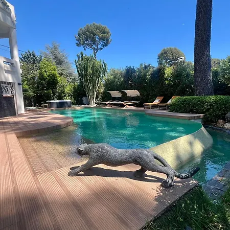 Un Joyau Vue Cap D'antibes Piscine Body Fitness Sauna & فيلة أنتيب